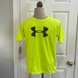 Under armour heat gear loose short sleeve activewear top boys girls large YLG L